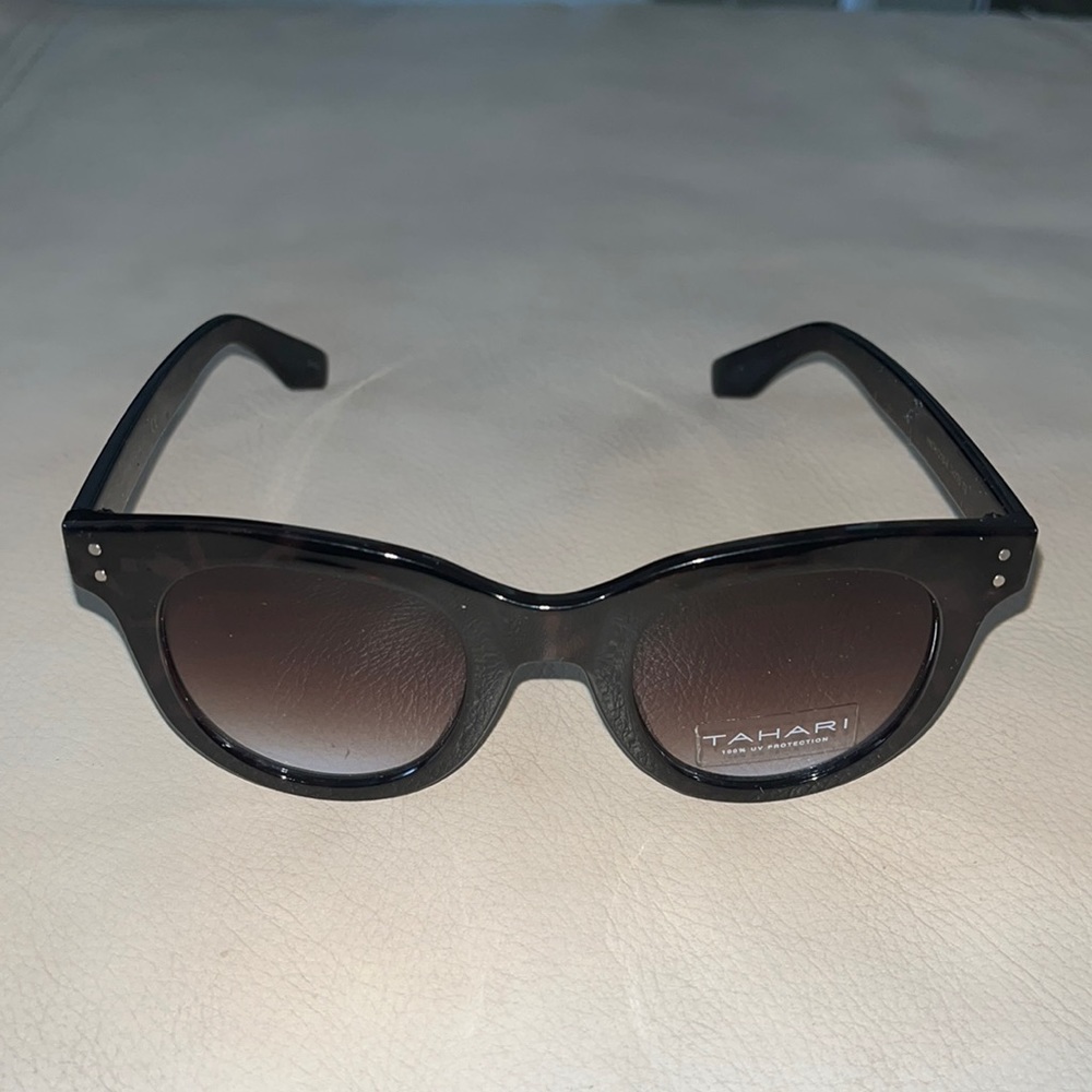 Women sunglasses